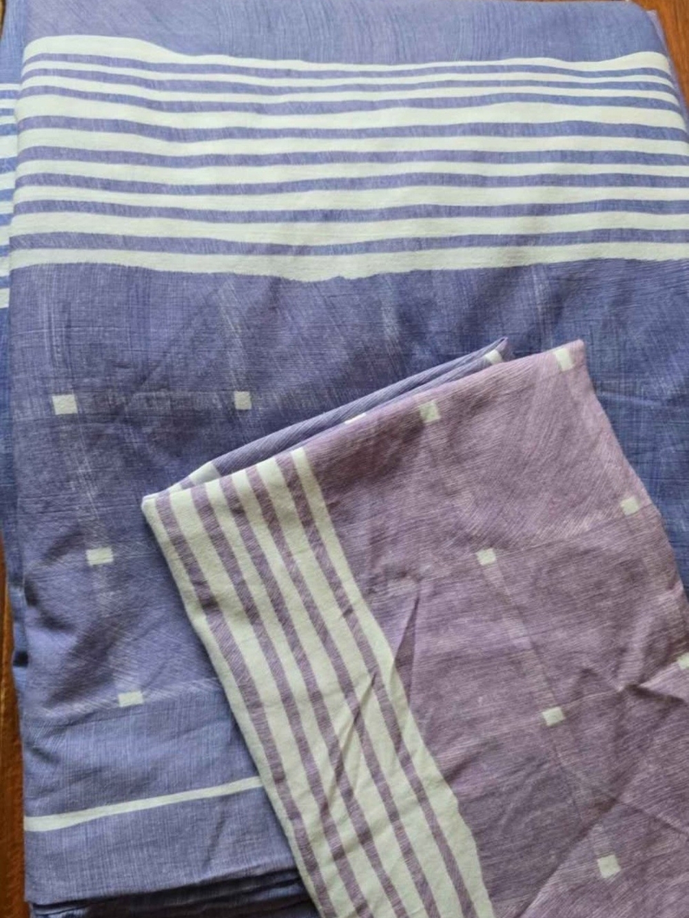 Striped and Square Pattern Bedding Set in Lavender and Cream